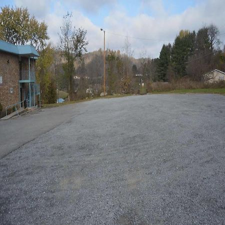 Budget Inn Of Tazewell County Pounding Mill Εξωτερικό φωτογραφία