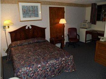 Budget Inn Of Tazewell County Pounding Mill Εξωτερικό φωτογραφία